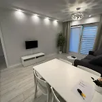 Flat4you Iii Apartment *